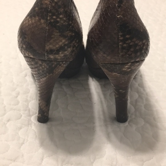 Pied A Terre platform python heels size 8/ 38 - Picture 3 of 5